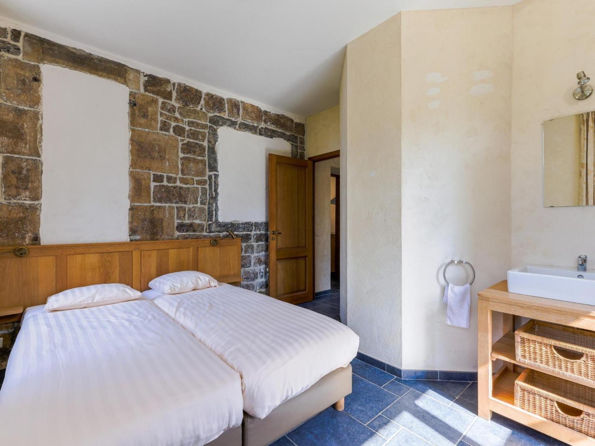 Domaine Chateau De Dieupart Villa Айвейл Екстериор снимка