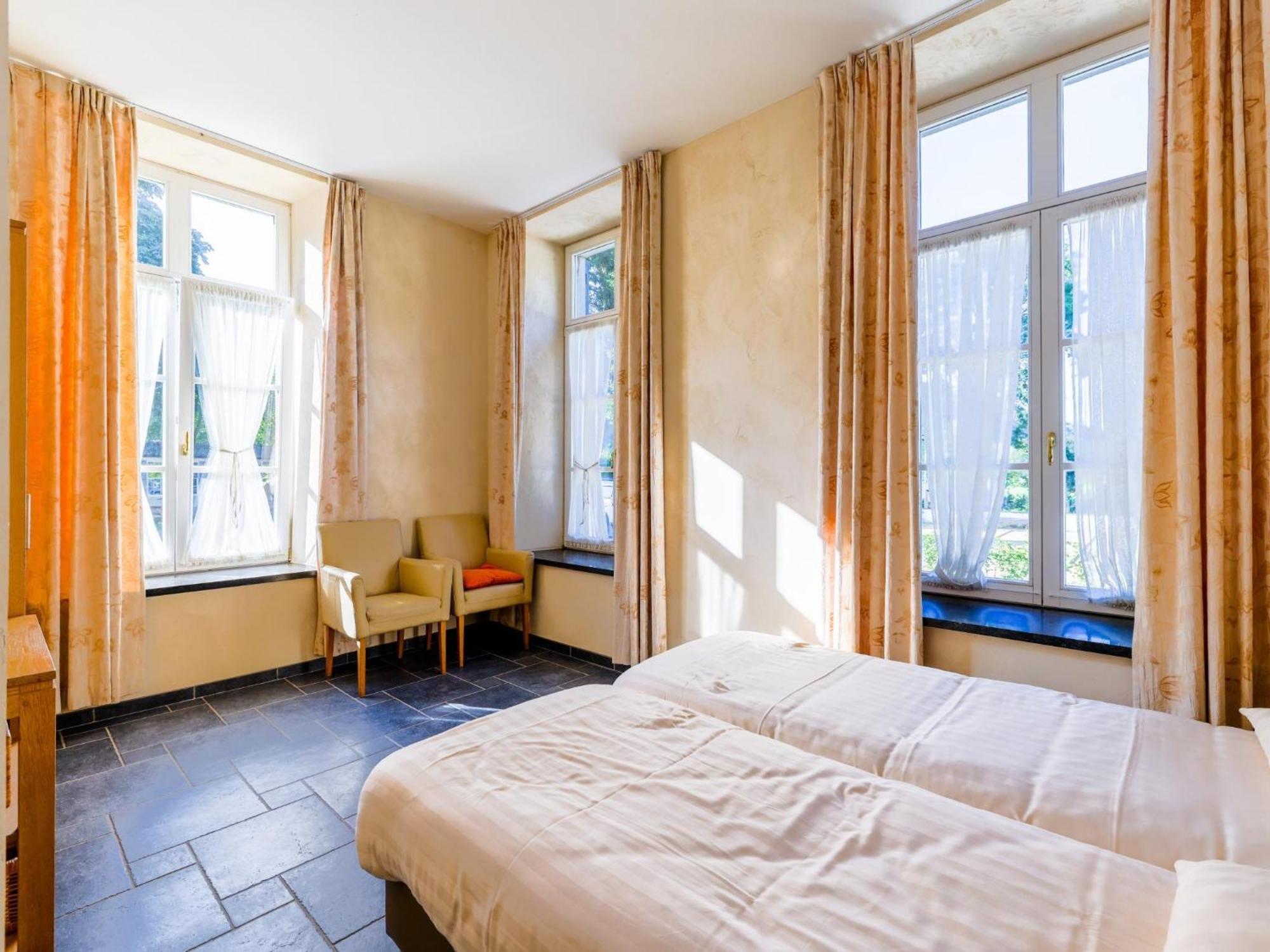 Domaine Chateau De Dieupart Villa Айвейл Екстериор снимка