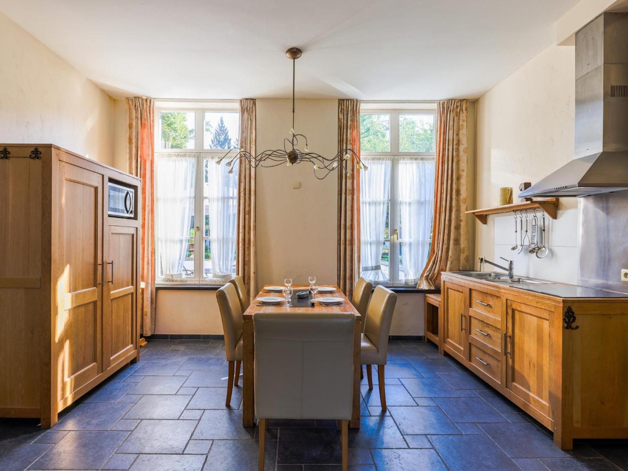 Domaine Chateau De Dieupart Villa Айвейл Екстериор снимка